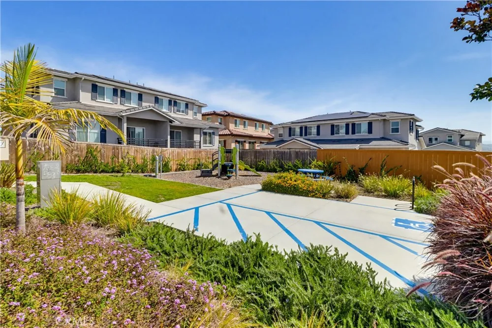8508 Vista Azul Lemon Grove, CA 91945