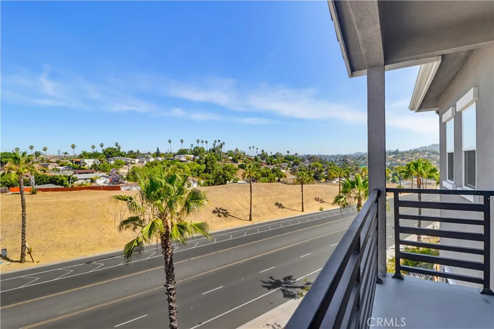 8508 Vista Azul Lemon Grove, CA 91945