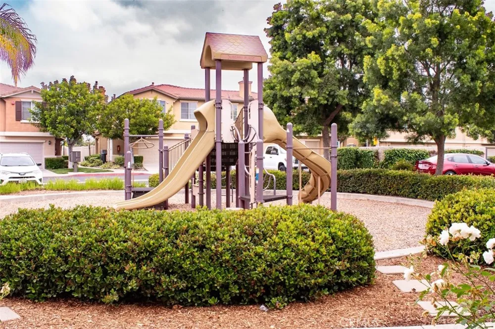 33634 Emerson #B Temecula, CA 92592