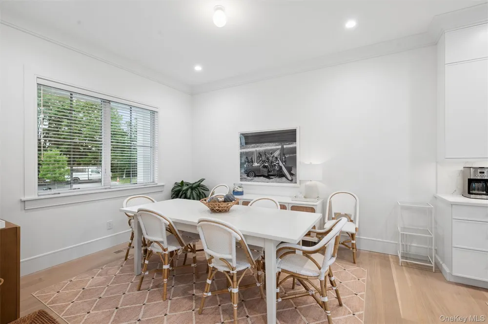 17 Happy Lane Westhampton Beach, NY 11978
