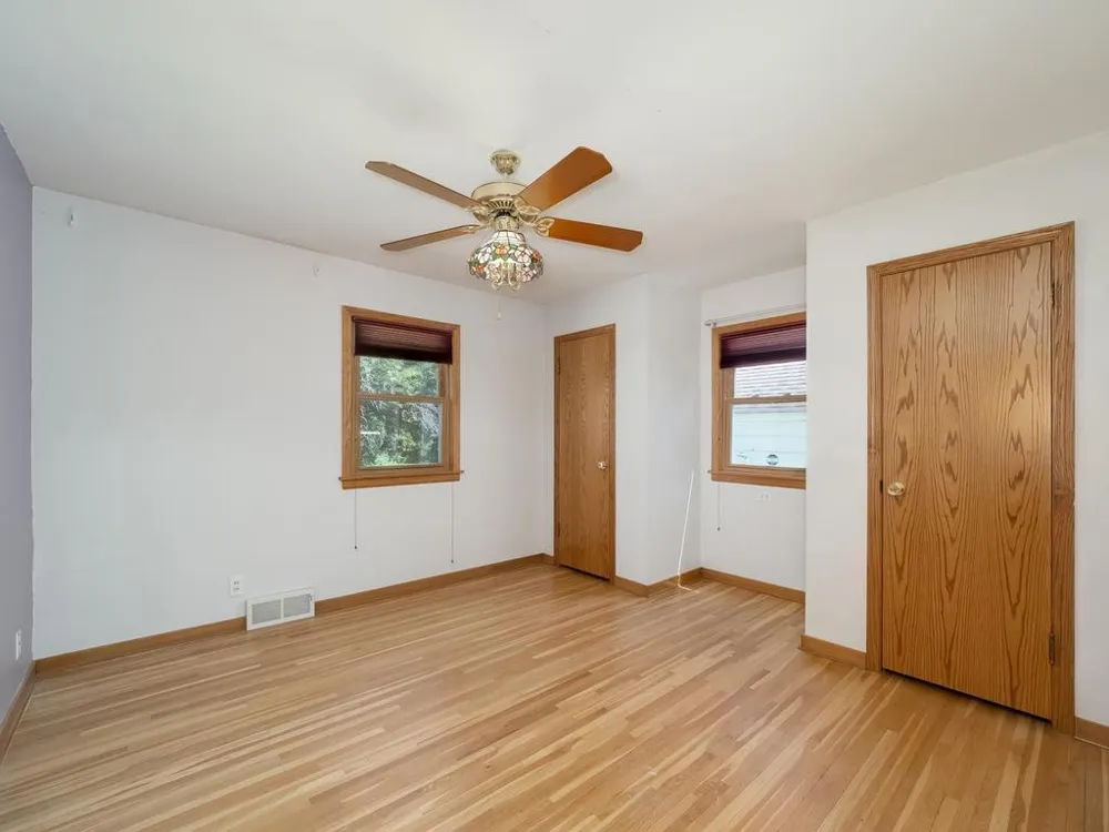 607 Swan Street Le Sueur, MN 56058