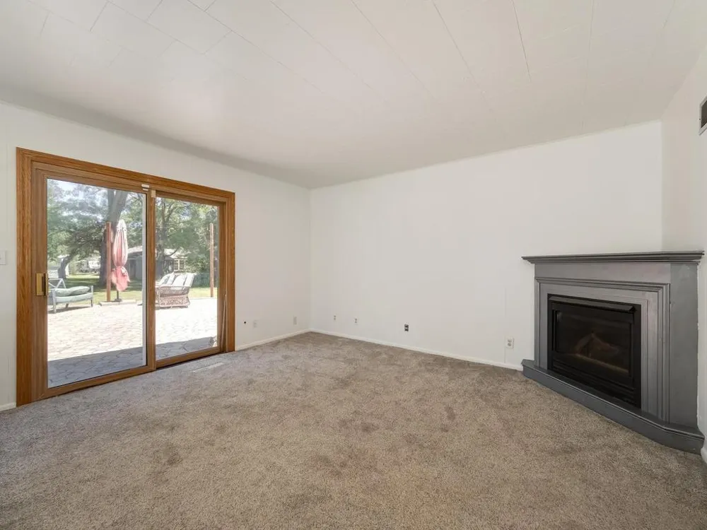607 Swan Street Le Sueur, MN 56058