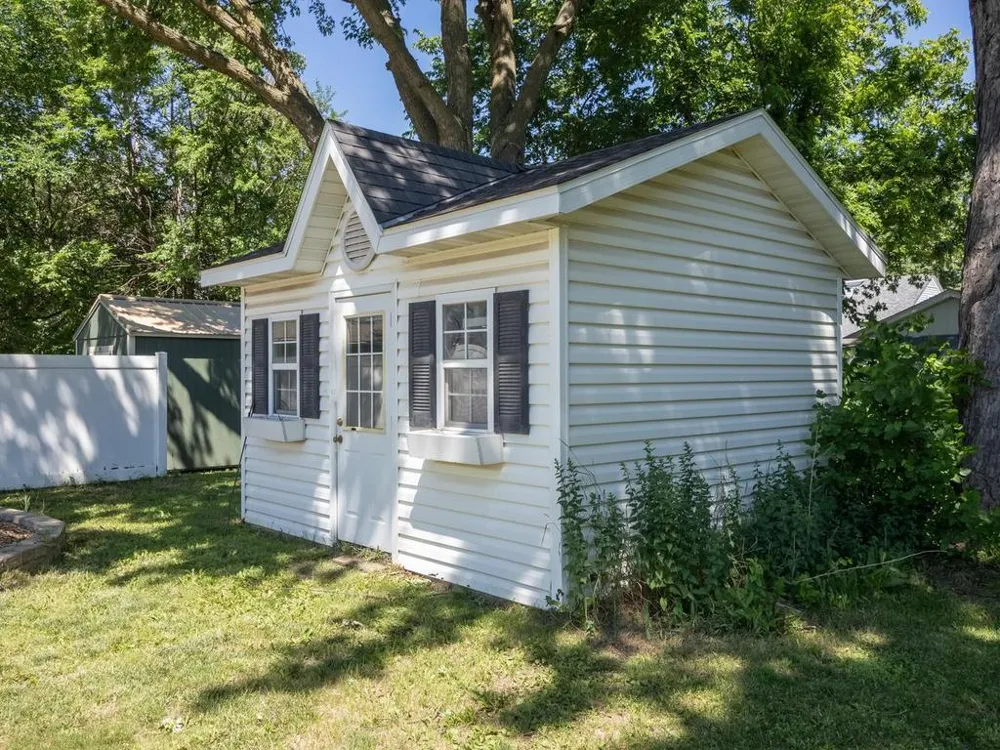 607 Swan Street Le Sueur, MN 56058