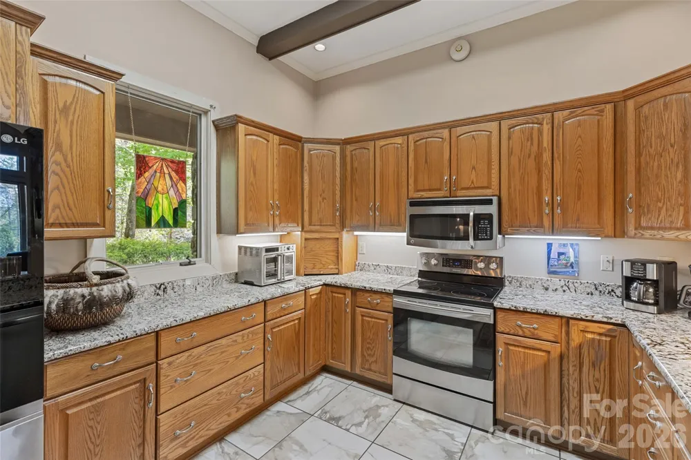 21 Laurel Wood Court Sapphire, NC 28774
