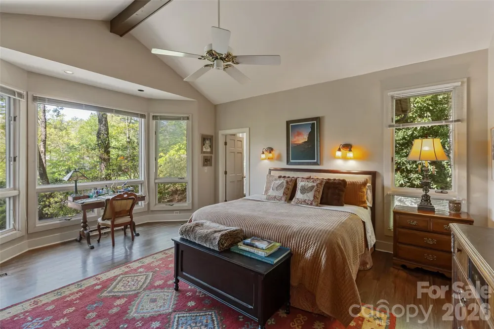 21 Laurel Wood Court Sapphire, NC 28774