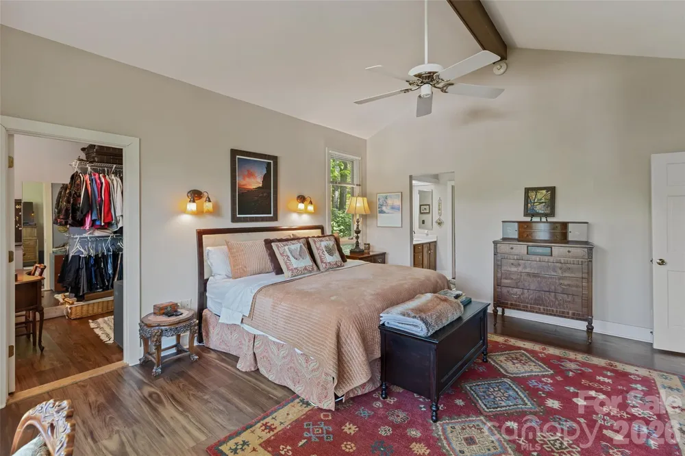21 Laurel Wood Court Sapphire, NC 28774