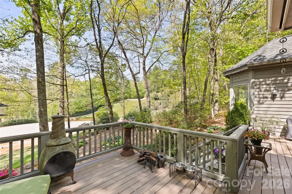 21 Laurel Wood Court Sapphire, NC 28774
