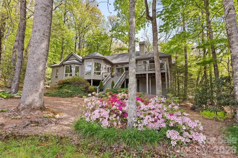 21 Laurel Wood Court Sapphire, NC 28774