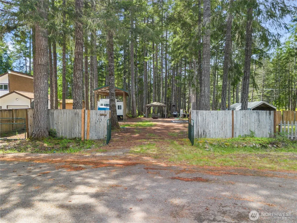 51 Coho Court Hoodsport, WA 98548
