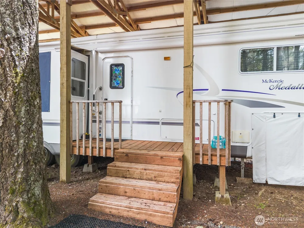 51 Coho Court Hoodsport, WA 98548