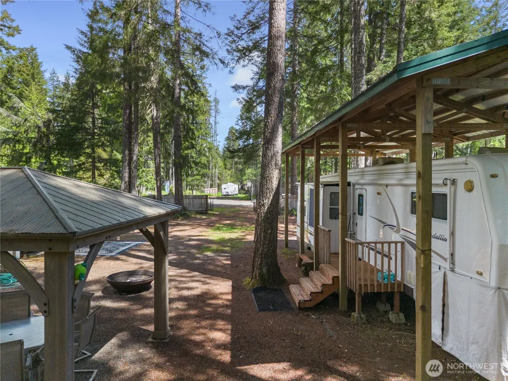 51 Coho Court Hoodsport, WA 98548
