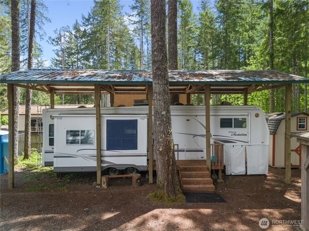 51 Coho Court Hoodsport, WA 98548