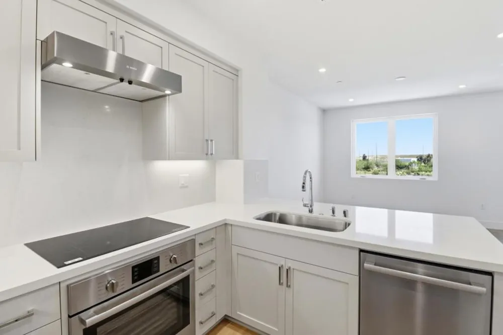 2859 Josephine Lane Palo Alto, CA 94303