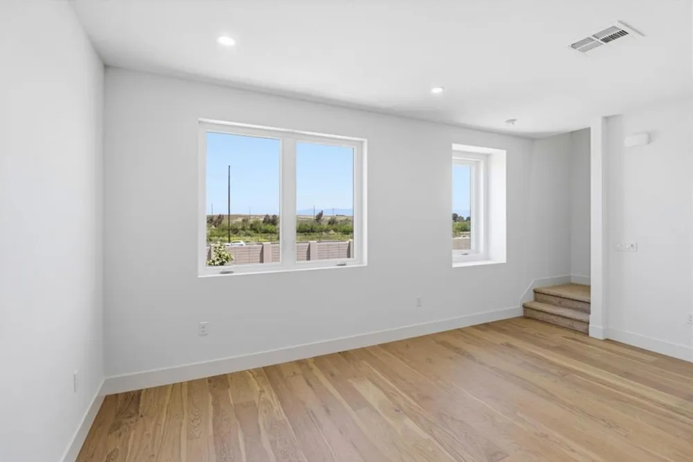 2859 Josephine Lane Palo Alto, CA 94303