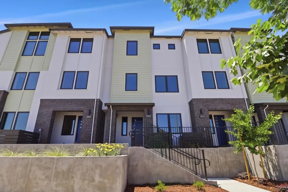 2859 Josephine Lane Palo Alto, CA 94303