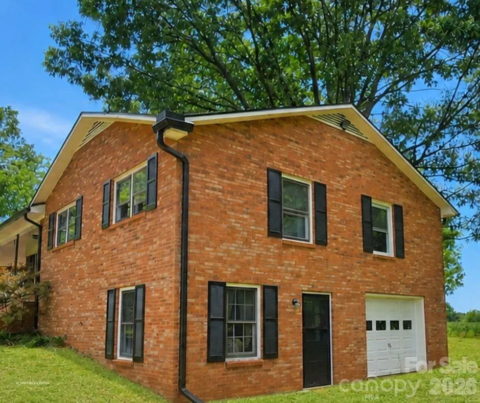 752 Hephzibah Church Road Crouse, NC 28033