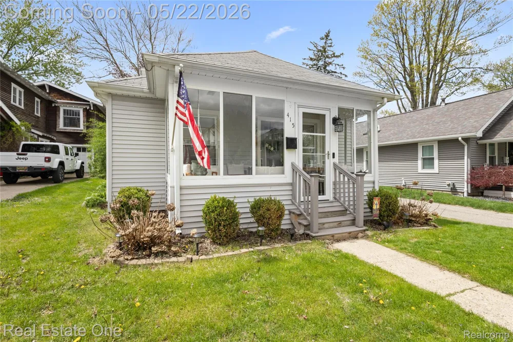 415 Taylor Avenue Rochester City, MI 48307