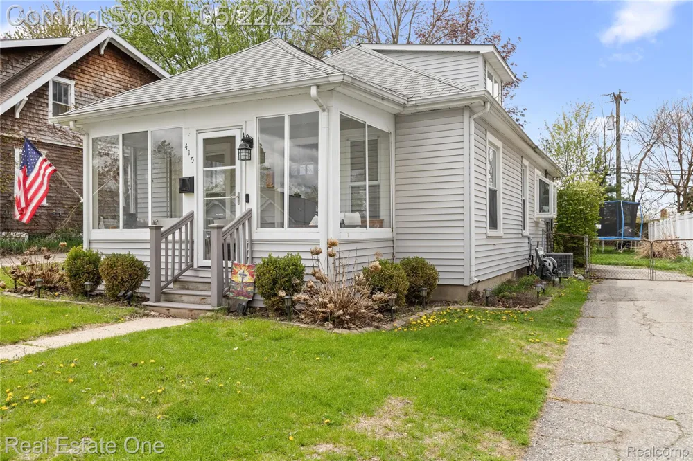415 Taylor Avenue Rochester City, MI 48307
