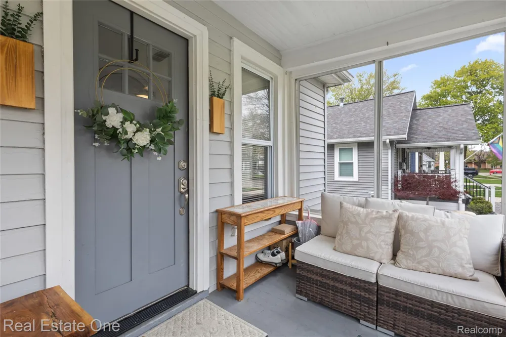 415 Taylor Avenue Rochester City, MI 48307