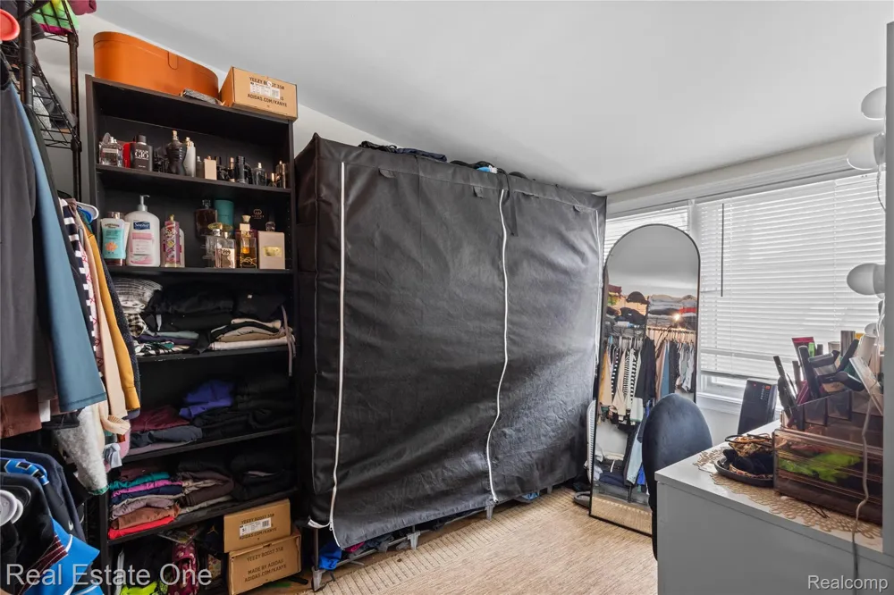 415 Taylor Avenue Rochester City, MI 48307