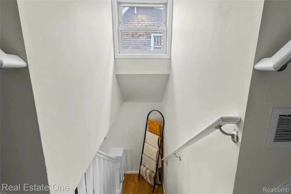 415 Taylor Avenue Rochester City, MI 48307
