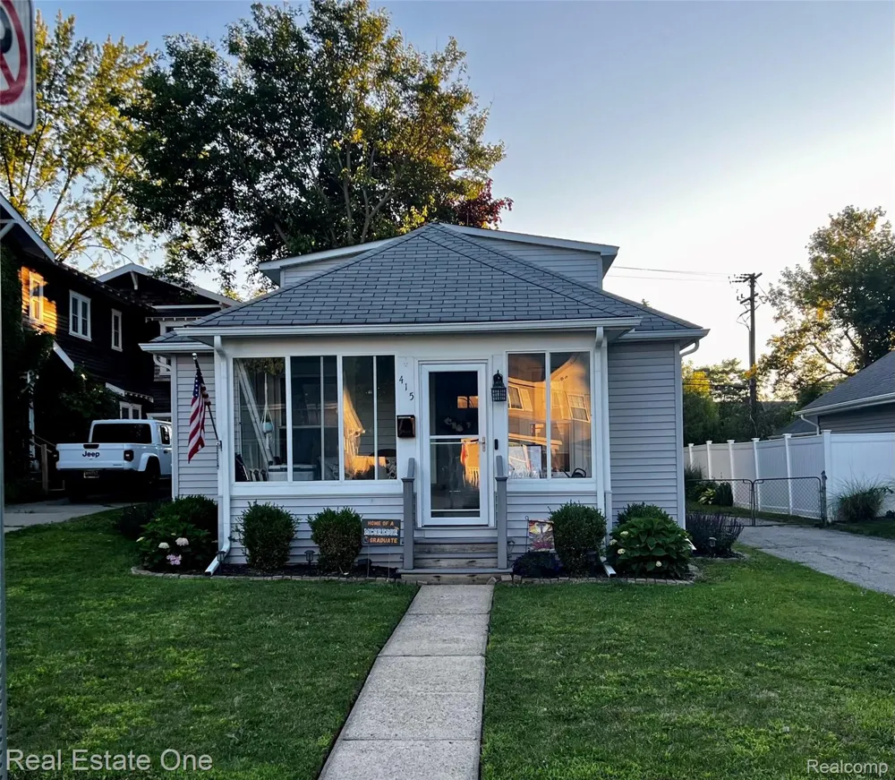 415 Taylor Avenue Rochester City, MI 48307
