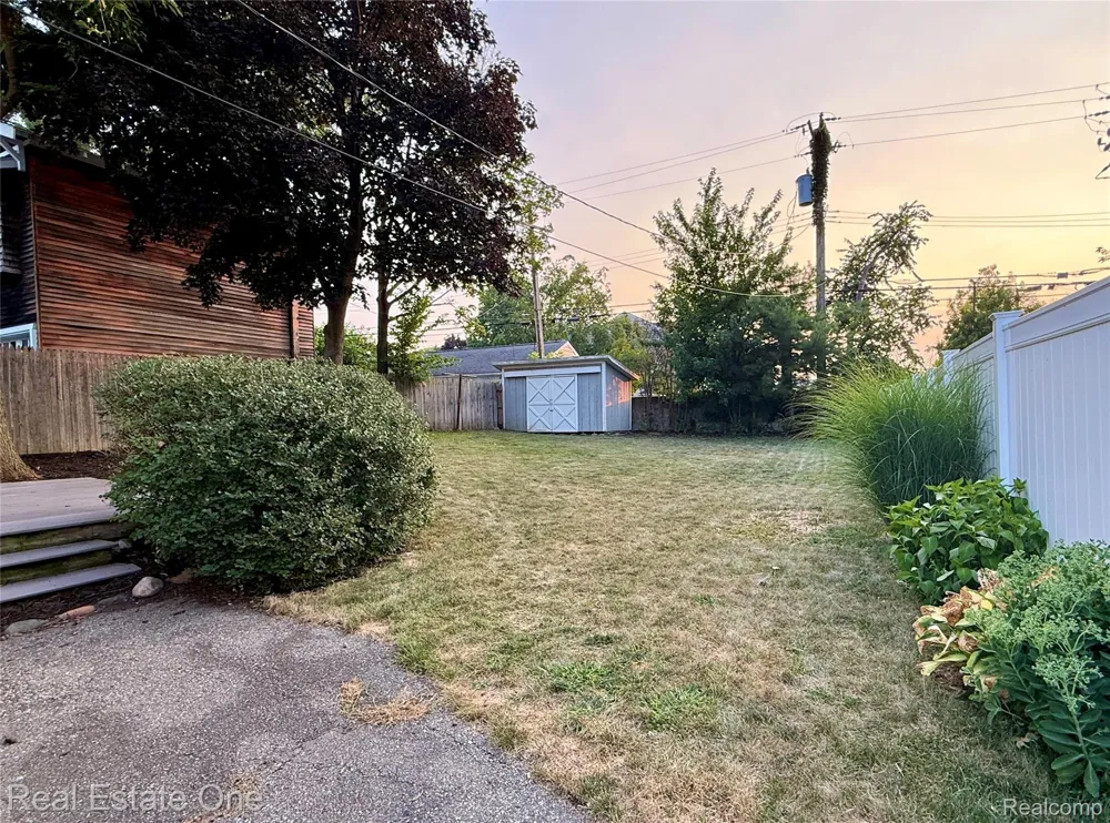 415 Taylor Avenue Rochester City, MI 48307