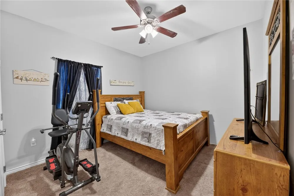 519 E Avenue F Robstown, TX 78380