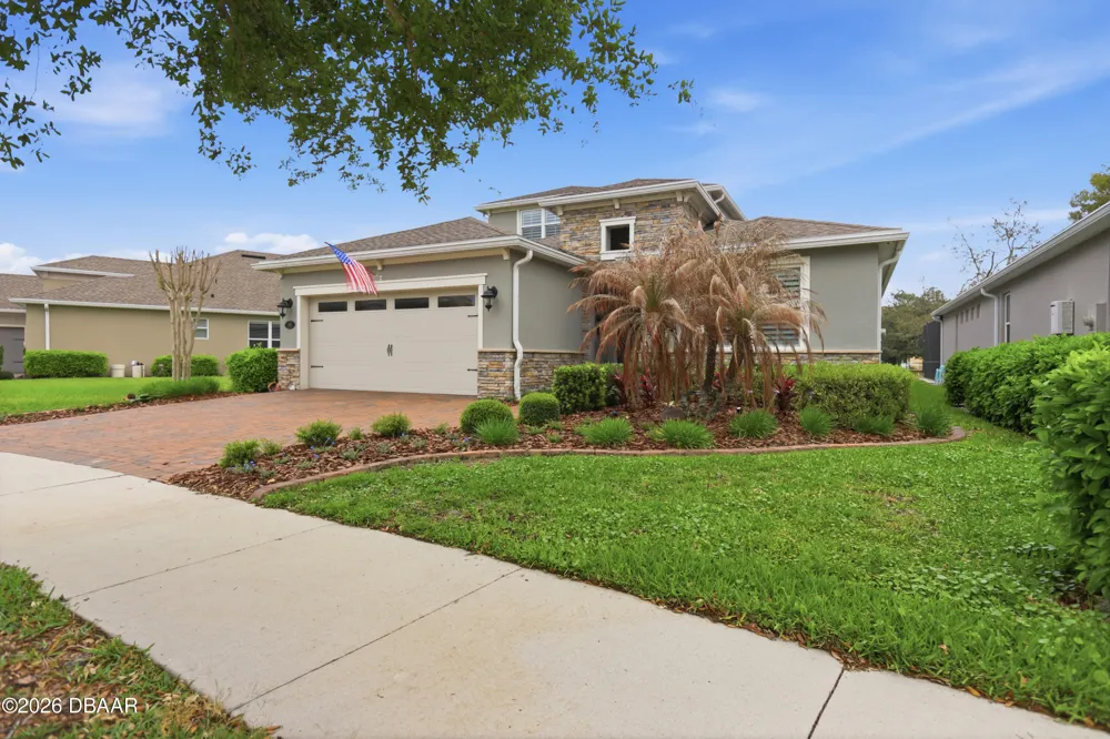 261 Old Moss Circle Deland, FL 32724