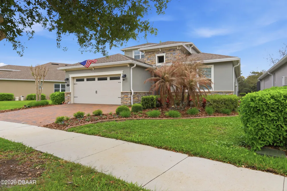261 Old Moss Circle Deland, FL 32724