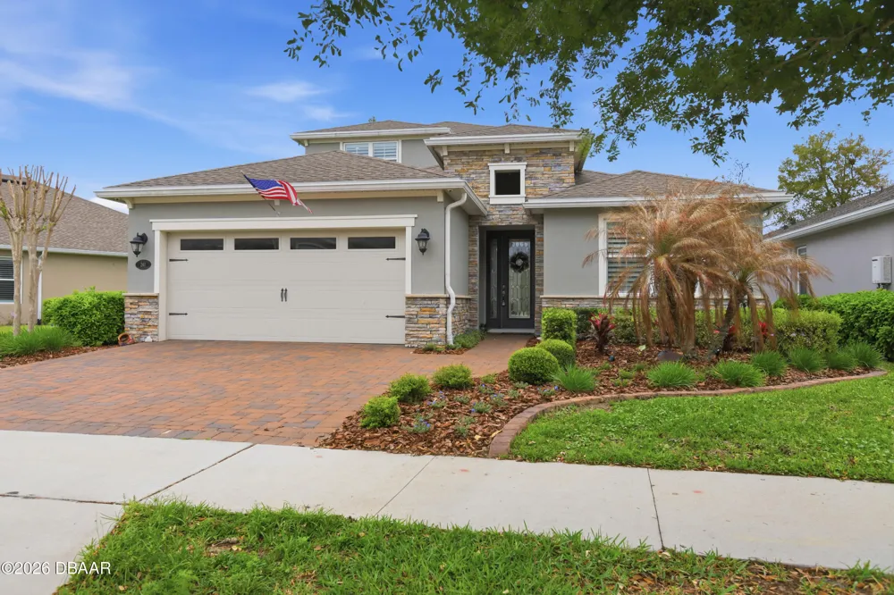 261 Old Moss Circle Deland, FL 32724