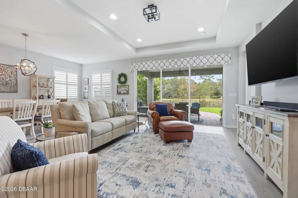 261 Old Moss Circle Deland, FL 32724