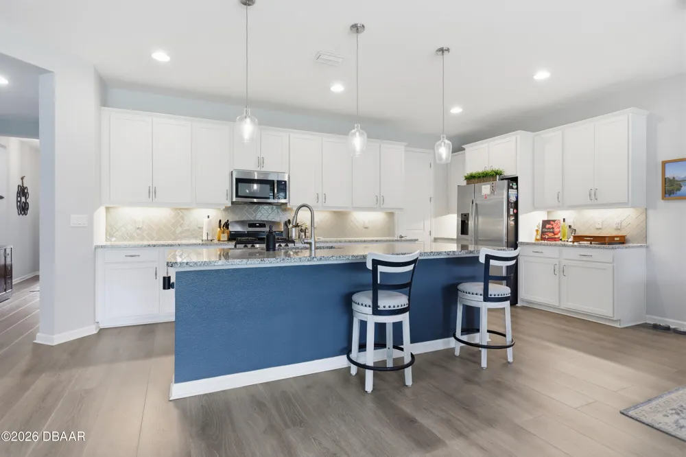 261 Old Moss Circle Deland, FL 32724