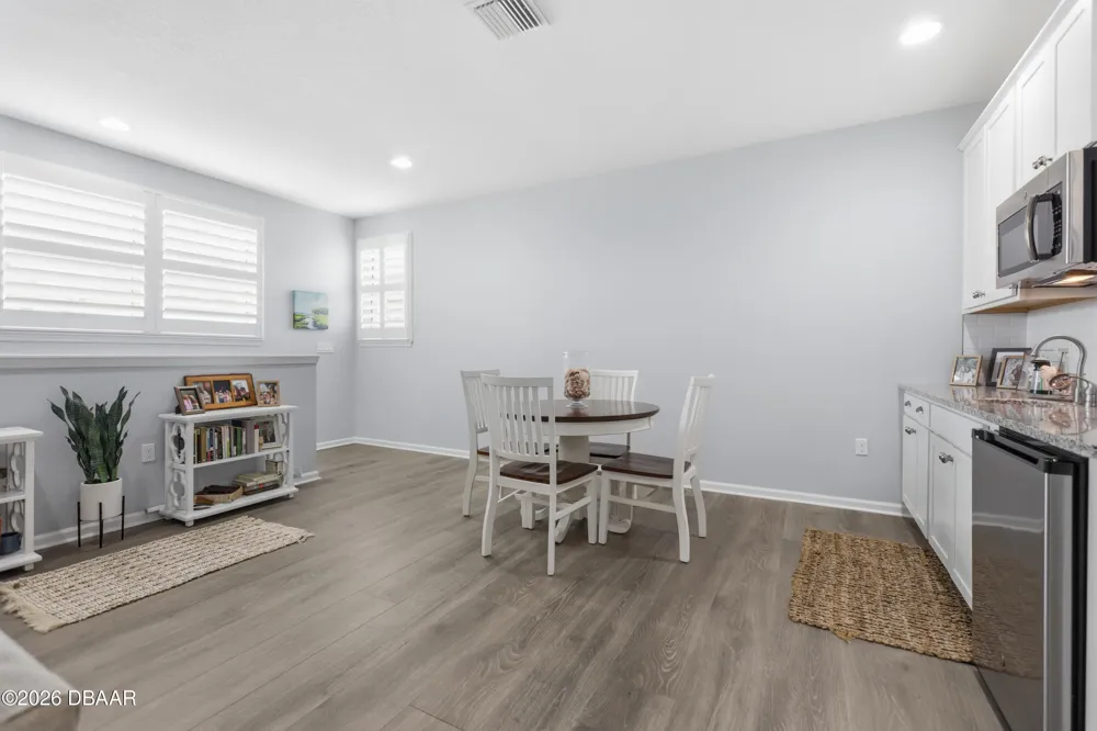 261 Old Moss Circle Deland, FL 32724