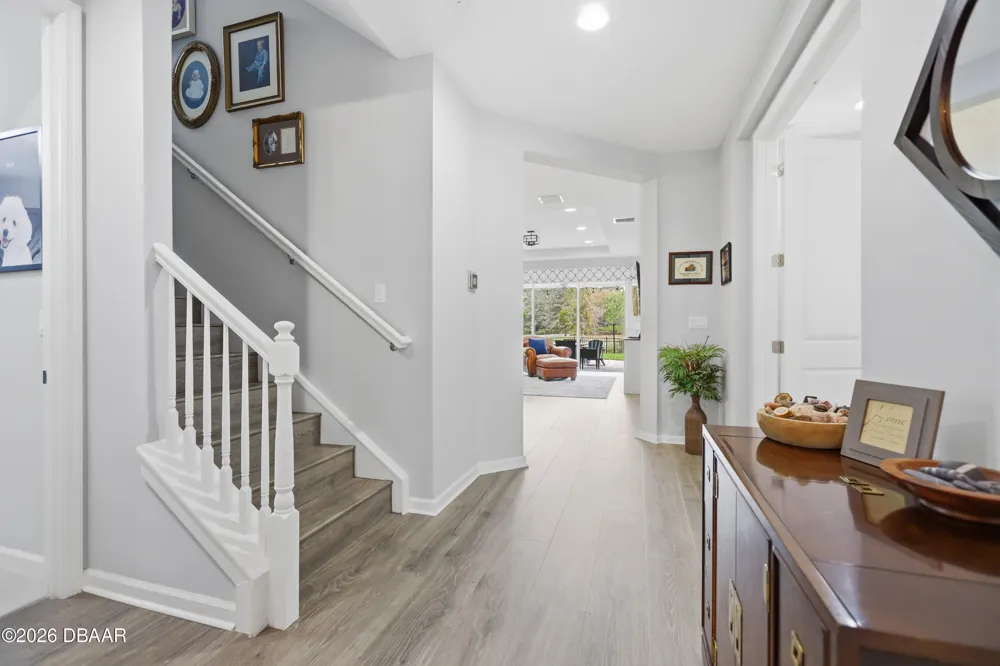 261 Old Moss Circle Deland, FL 32724