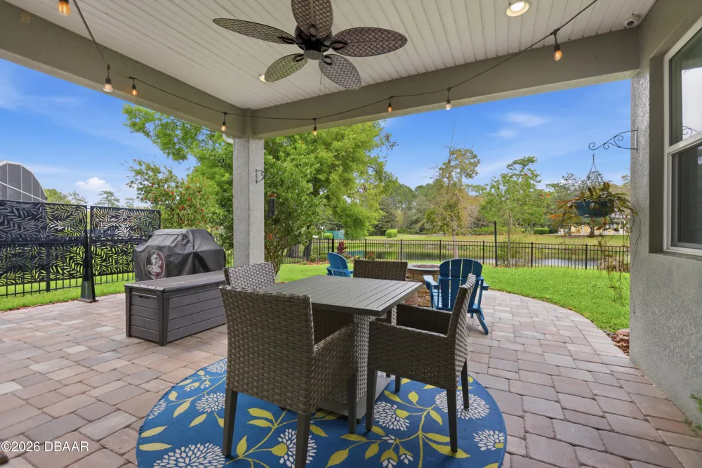 261 Old Moss Circle Deland, FL 32724