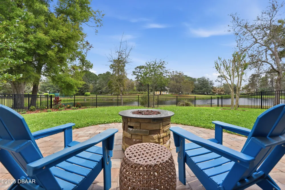261 Old Moss Circle Deland, FL 32724