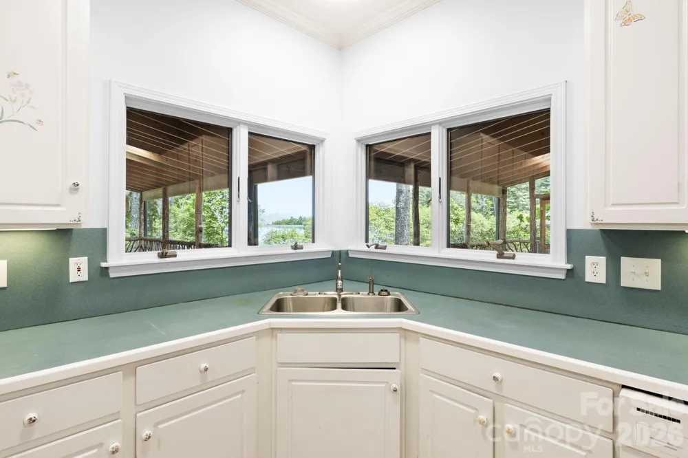 1592 Eagle Lake Drive #154 Brevard, NC 28712