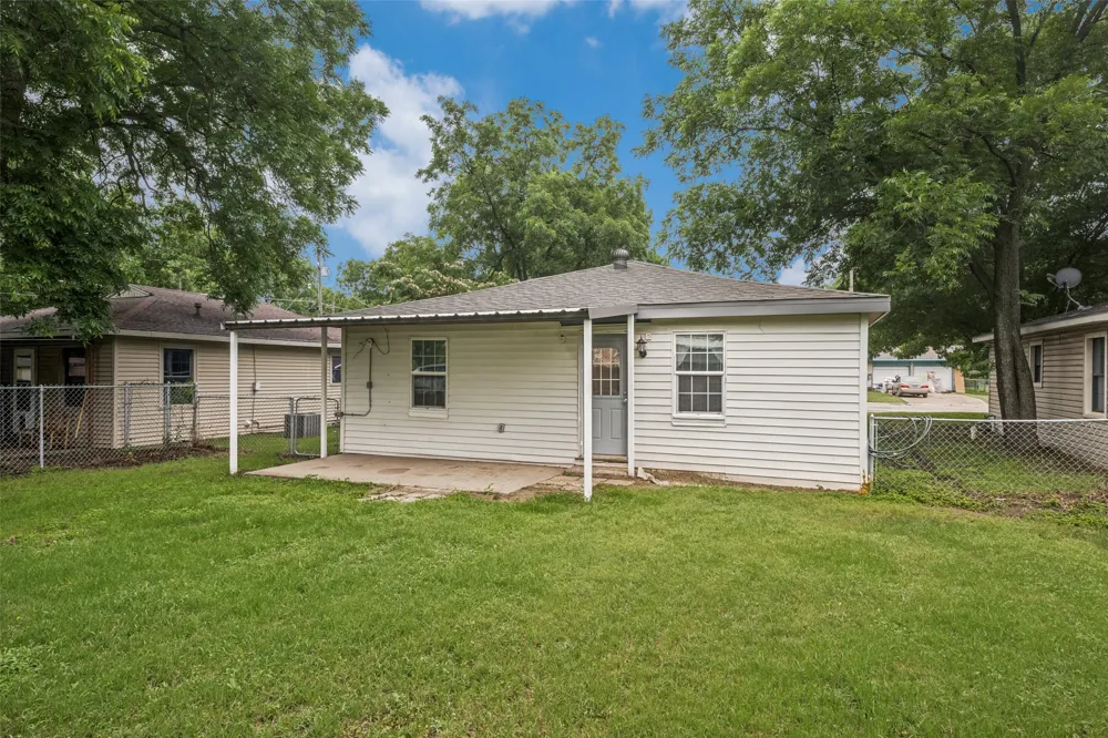 717 Small Street Bowie, TX 76230