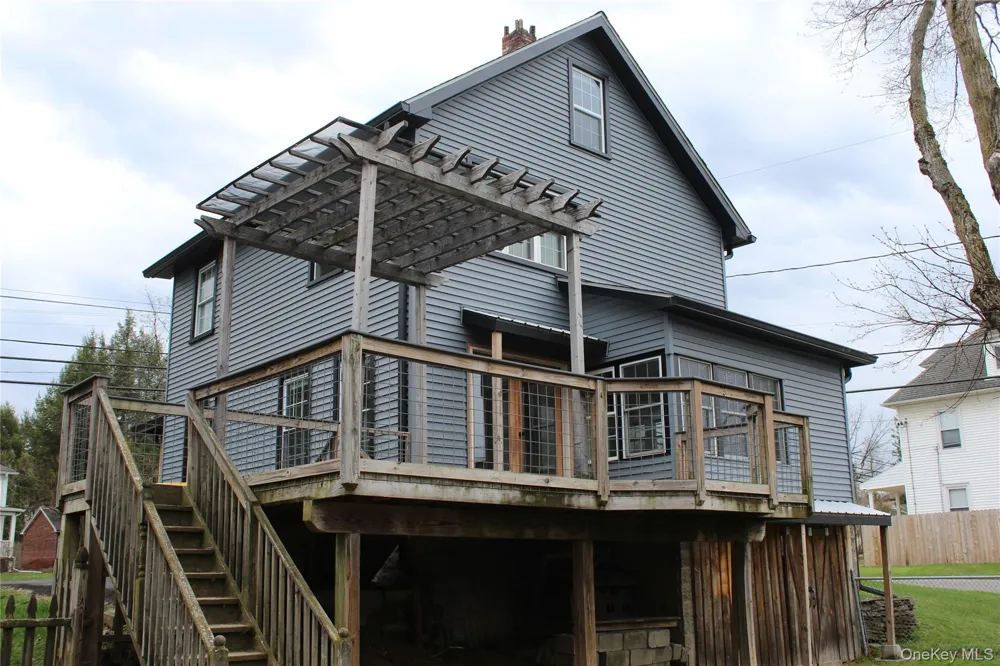 295 Lucas Avenue Kingston, NY 12401