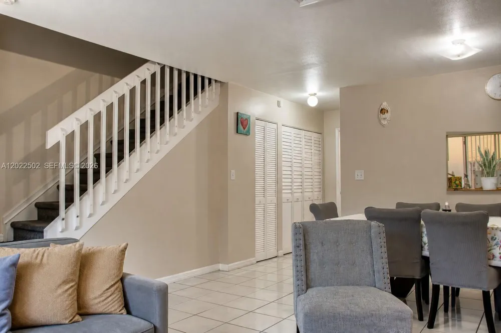 9880 Hammocks Blvd #101-43 Miami, FL 33196