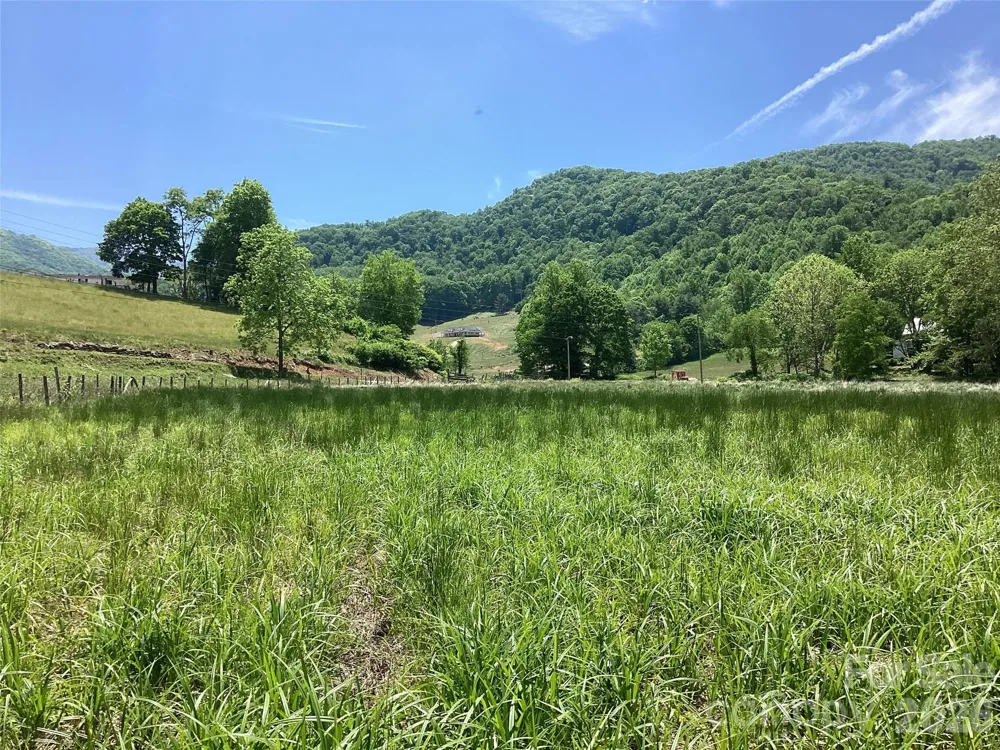 00 Bolens Creek Road Burnsville, NC 28714