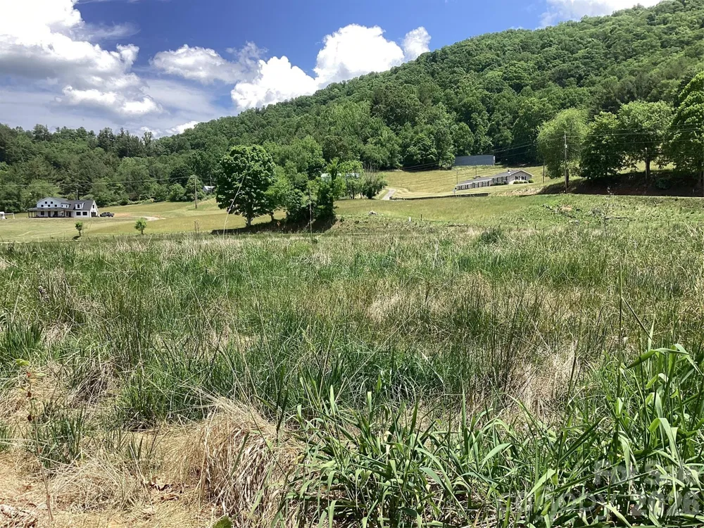 00 Bolens Creek Road Burnsville, NC 28714