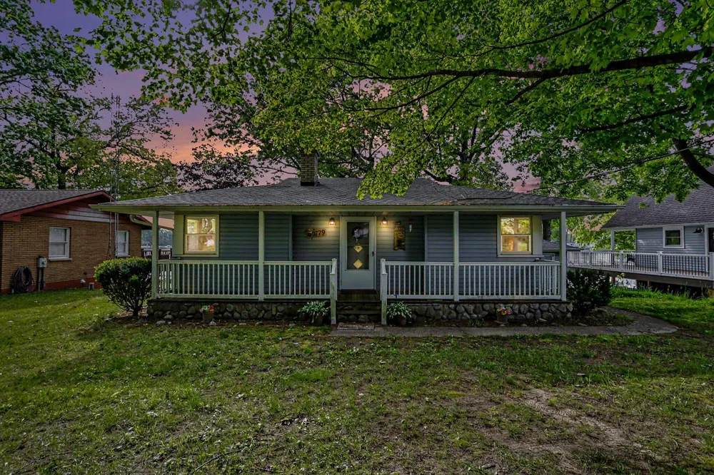 60779 W Oak Drive Decatur, MI 49045