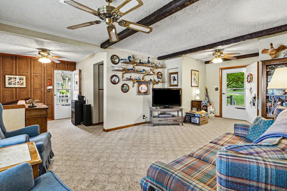 60779 W Oak Drive Decatur, MI 49045