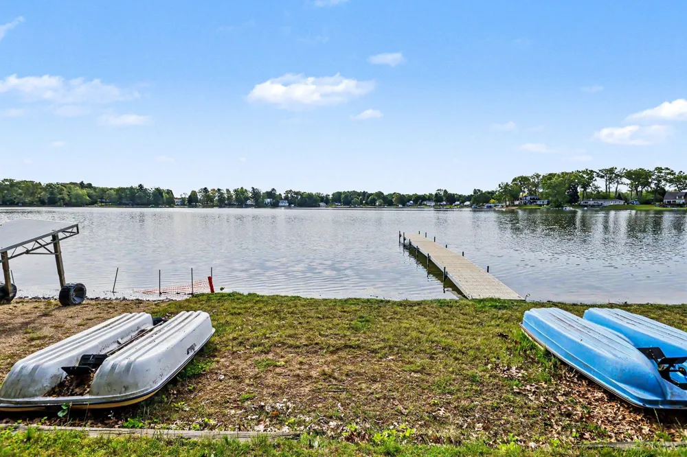 60779 W Oak Drive Decatur, MI 49045