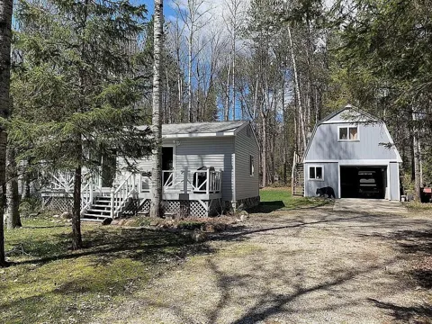 302 Ponderosa Dr Street