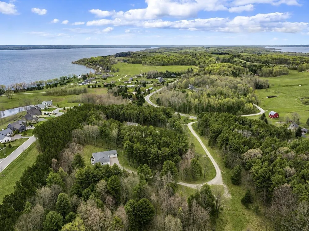 3992 Hidden Hills Court Peninsula Township, MI 49686