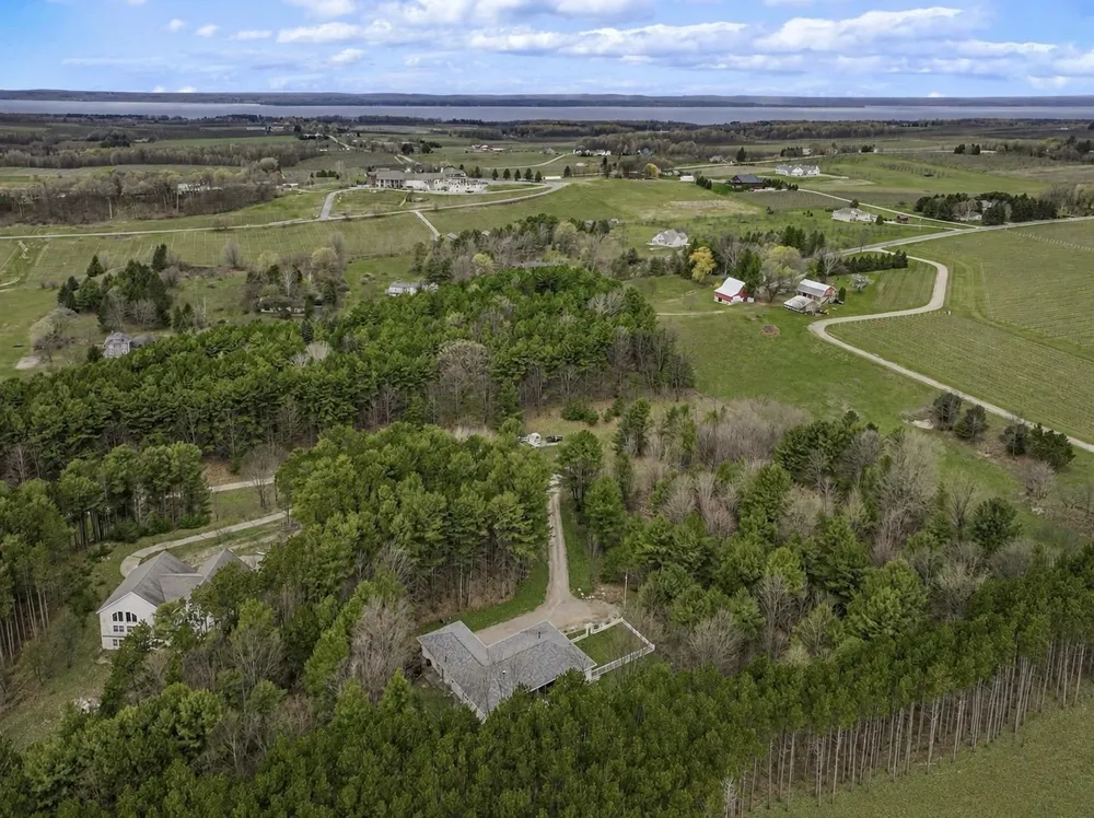 3992 Hidden Hills Court Peninsula Township, MI 49686