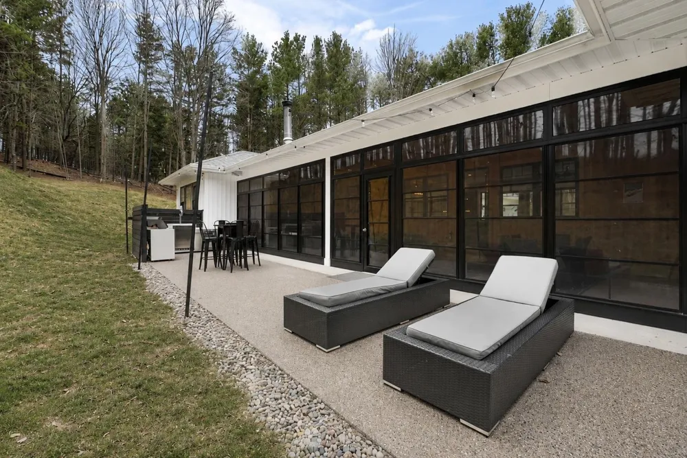 3992 Hidden Hills Court Peninsula Township, MI 49686